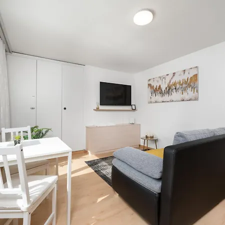 Appartement In Mit Parkplatz